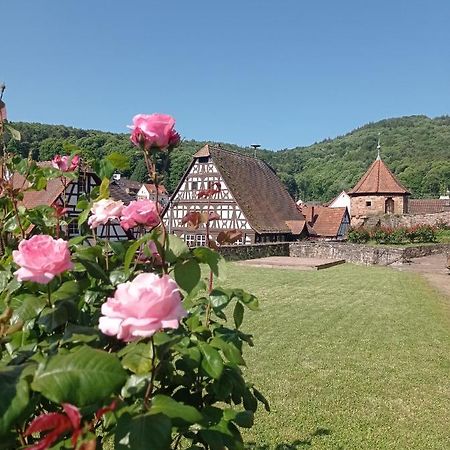 Gaestehaus Hoffmann Dörrenbach Eksteriør bilde