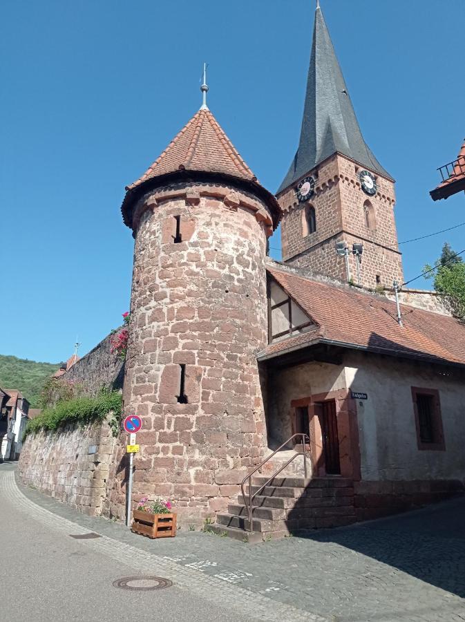 Gaestehaus Hoffmann Dörrenbach Eksteriør bilde